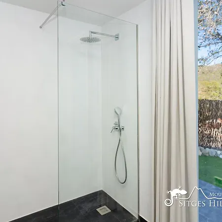 Stunning Angeles With Private Pool And Ac Close To Sitges Villa *