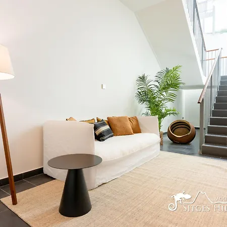 Stunning Angeles With Private Pool And Ac Close To Sitges * Olivella