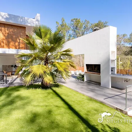 Stunning Angeles With Private Pool And Ac Close To Sitges Villa *